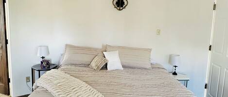 1 chambre, fer et planche à repasser, Wi-Fi, draps fournis