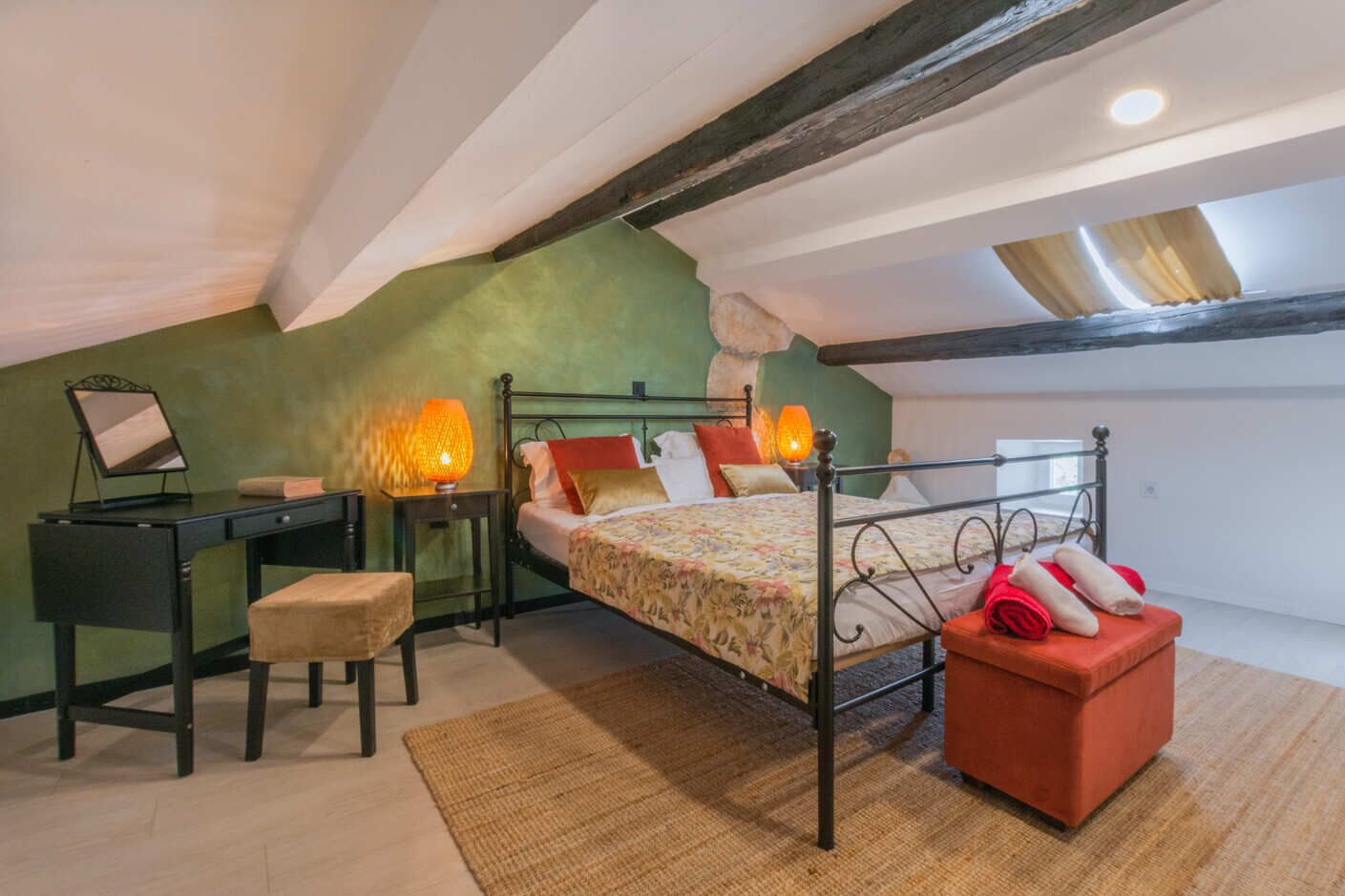 interior/bedroom