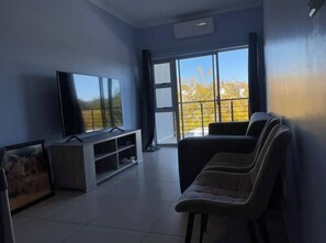 Living area - Short Stay Let in Klein Windhoek - Please check with us before booking (Windhoek)
