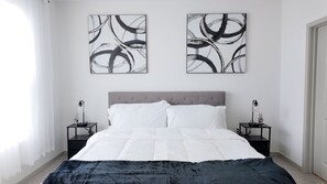 1 bedroom, in-room safe, WiFi, bed sheets