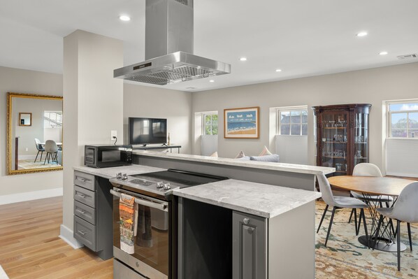 Signature Apartment | Private kitchen