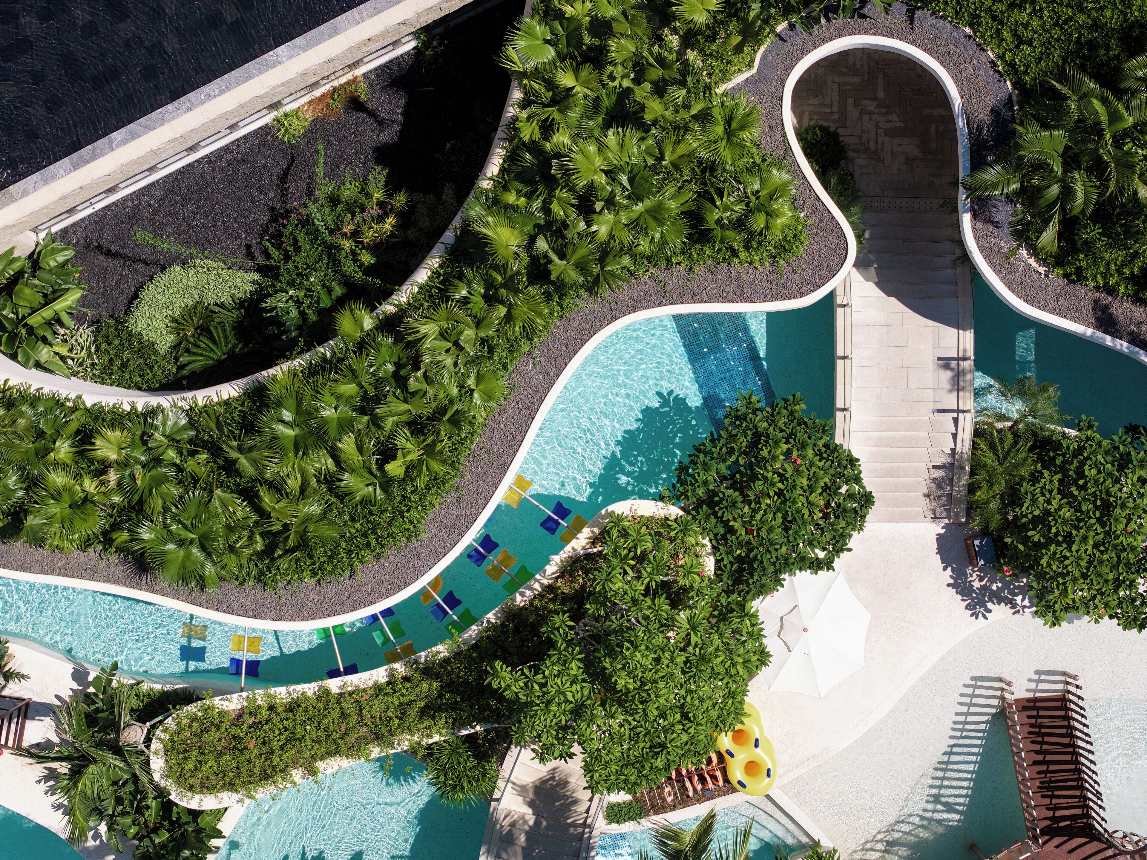 3 outdoor pools, open 8:00 AM to 11:00 PM, free pool cabanas