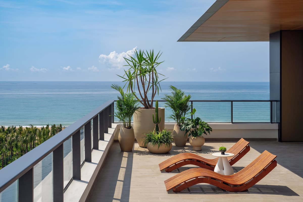 Royal Suite, Multiple Beds | Free minibar, in-room safe, desk, blackout drapes