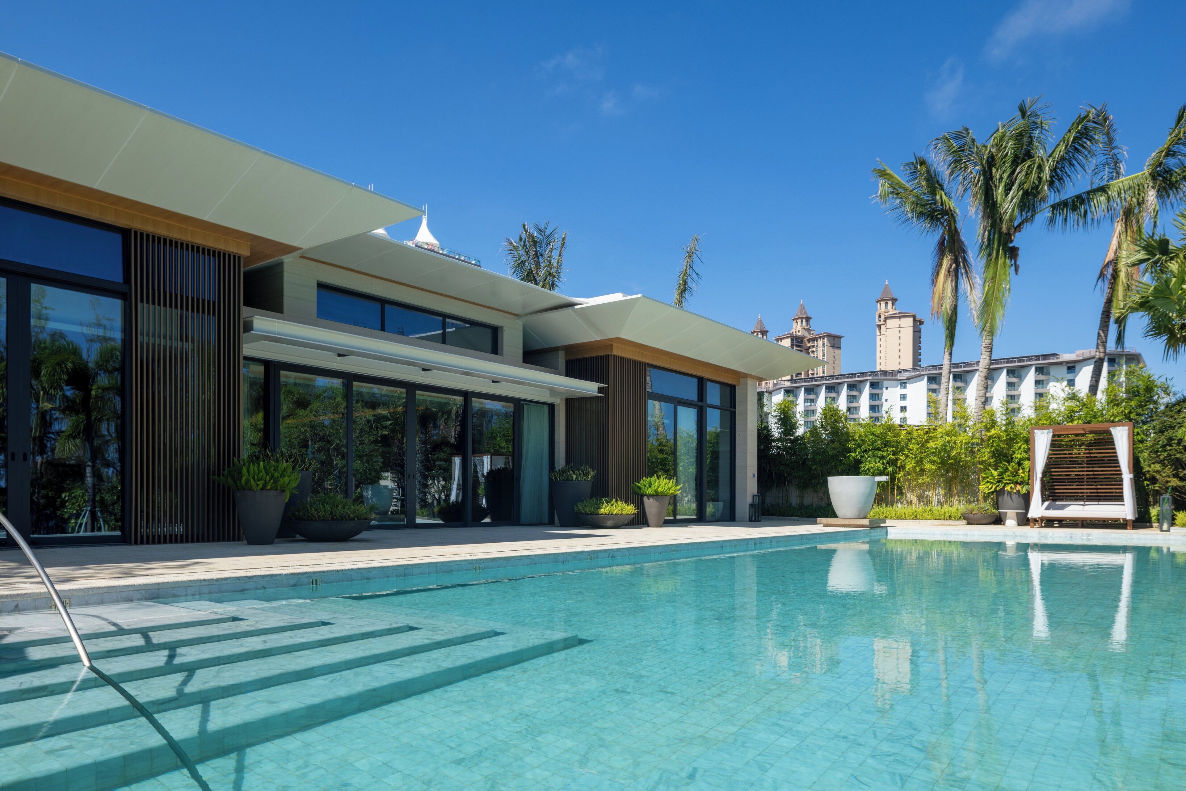 Articles gratuits dans le mini-bar, coffres-forts dans les chambres