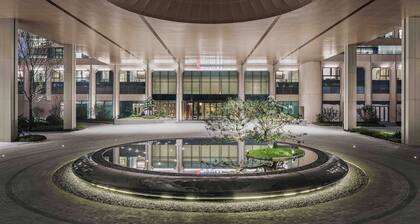 HUALUXE Chongqing Science Hall by IHG