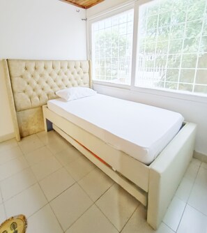 4 bedrooms, free WiFi