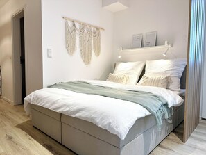 1 chambre, fer et planche à repasser, Wi-Fi, literie fournie