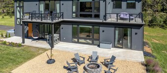 Luxury Home w/Mountain Views, Hot Tub, EV Charger, Play Equipment