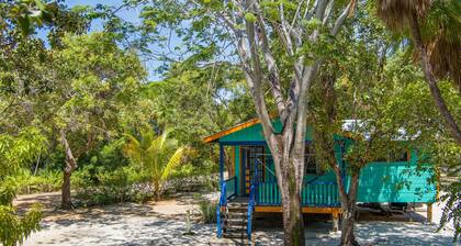 Charming 1BR Cabana in Tranquil Forest Setting