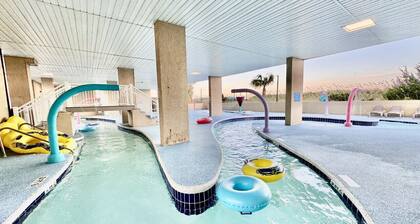 Tropical Resort, Beachfront Condo with amazing oceanfront views!! 322