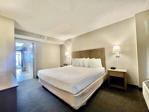 1 室のベッドルーム、アイロン / アイロン台、WiFi (無料)、ベッドシーツ