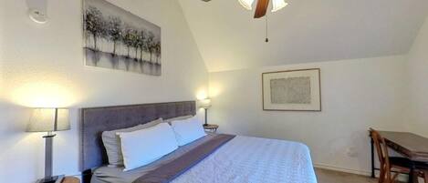 1 habitación, tabla de planchar con plancha, wifi y ropa de cama