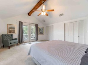 1 bedroom, WiFi, bed sheets - The Winecup Guest Cottage (San Marcos)