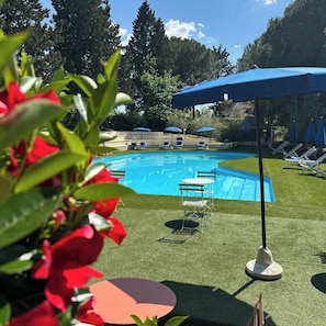 Piscine extérieure