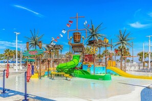 Pool - Ocean Lakes Luxe, 1 Min Walk to Beach and Fire Table! (Myrtle Beach)