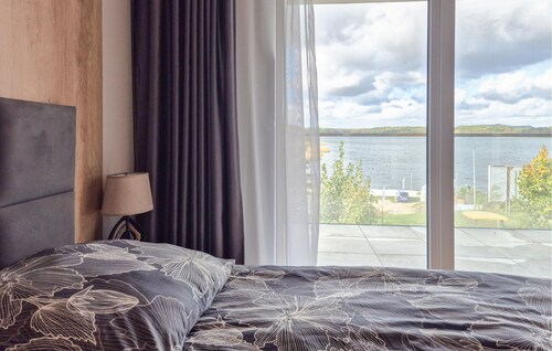 Beautiful apartment in Insko with sauna