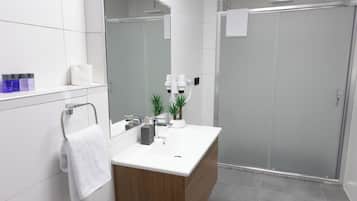 Skrivebord for bærbar PC, lydisolert og wi-fi (inkludert)