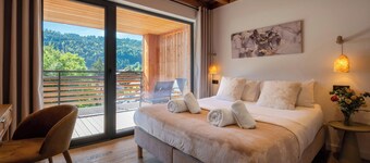 Chalet Les Noisettes - séjour alpin 14p sauna et jacuzzi - OVO Network