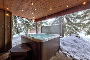 Baignoire à remous intérieure