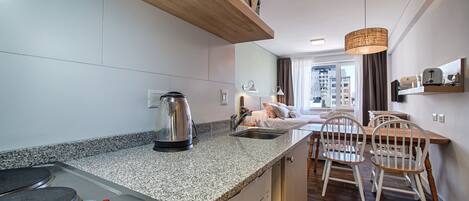 Fridge, microwave, oven, coffee/tea maker