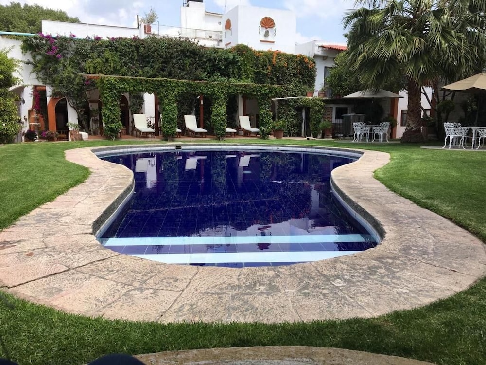 2 Star Hotels