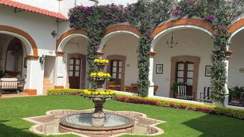 Fachada de la propiedad