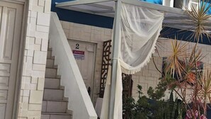 Πρόσοψη καταλύματος