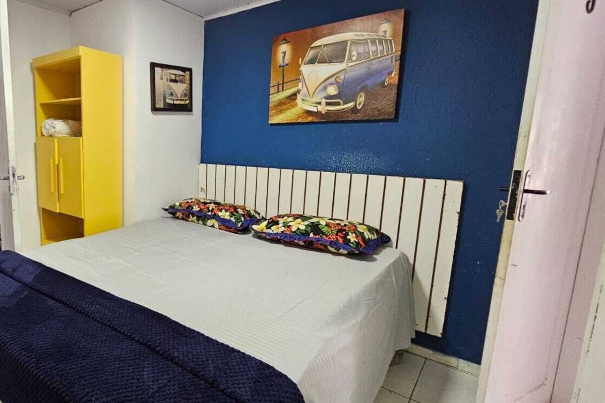 Quarto casal | Wi-Fi de cortesia, roupa de cama