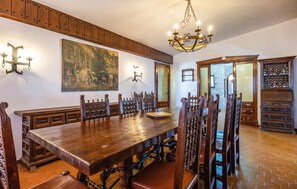 Dining - Nice home in Puente Genil (Puente Genil)