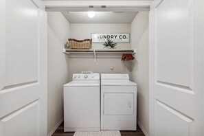 Superior Apartment, 2 Bedrooms, Non Smoking | Laundry - Incredible Stay Fast Wifi Fully Equipped (San Antonio)