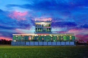 Ngoại thất