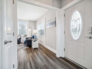 Smart TV, offices - 5 Bedroom|Arcade NBA Jam|Poker Table|Luxury (Vermilion)