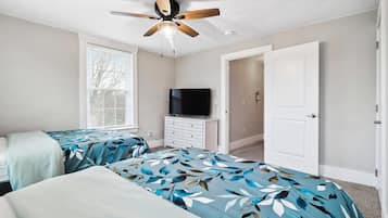 5 dormitoris, escriptori, planxa i posts de planxar i wifi gratuïta