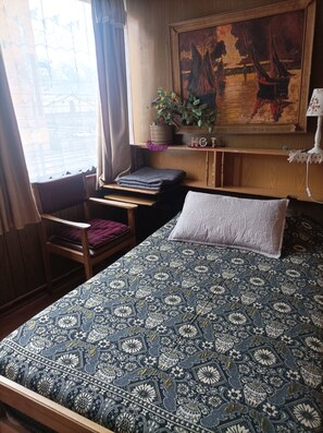 Basic Single Room, City View | Free WiFi - Alojamiento Familiar del Rey (Punta Arenas)