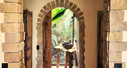 Suave Vida Getaway - Guesthouse