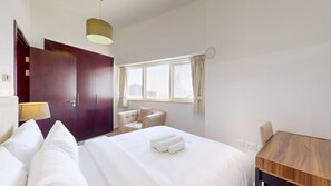 2 Schlafzimmer, Zimmersafe, Bügeleisen/Bügelbrett, kostenloses WLAN