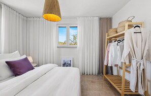 4 makuuhuonetta, silitysrauta/-lauta, vauvan matkasänky, ilmainen Wi-Fi