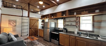 Stay Small at Lake Waccamaw