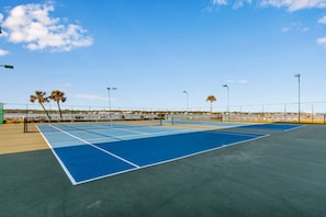 Sports court - Gulf Shores Surf & Racquet Club 705B (Gulf Shores)