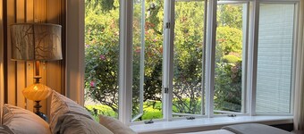 One Bdr Apt/ Beautiful Area