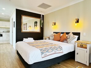 1 chambre, fer et planche Ă repasser, Wi-Fi, draps fournis