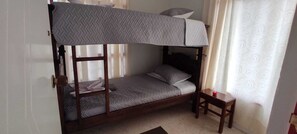 3 bedrooms, WiFi, bed sheets