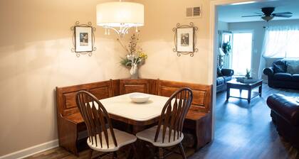 Charming 2-bedroom house comfortable cottage in the country but close to city