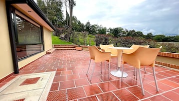 小屋 | 室外用餐