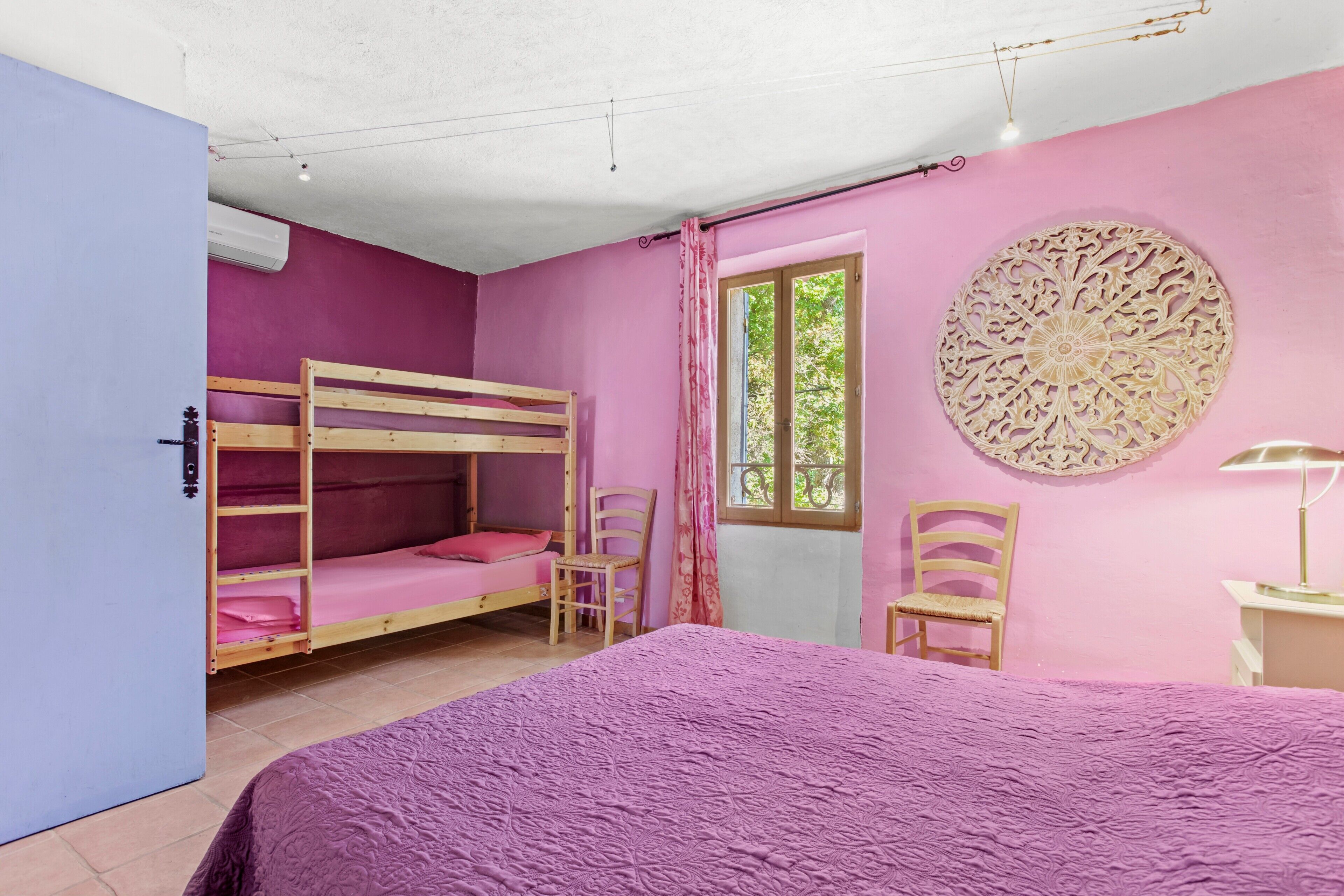 2 chambres, fer et planche à repasser, Wi-Fi gratuit