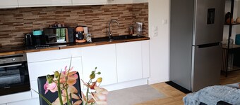 Apartment 'Chez Sibylle Chevreuse Saclay' with Balcony, Wi-Fi and Air Conditioning
