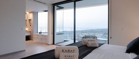 5 slaapkamers, een strijkplank/strijkijzer, gratis wifi, beddengoed