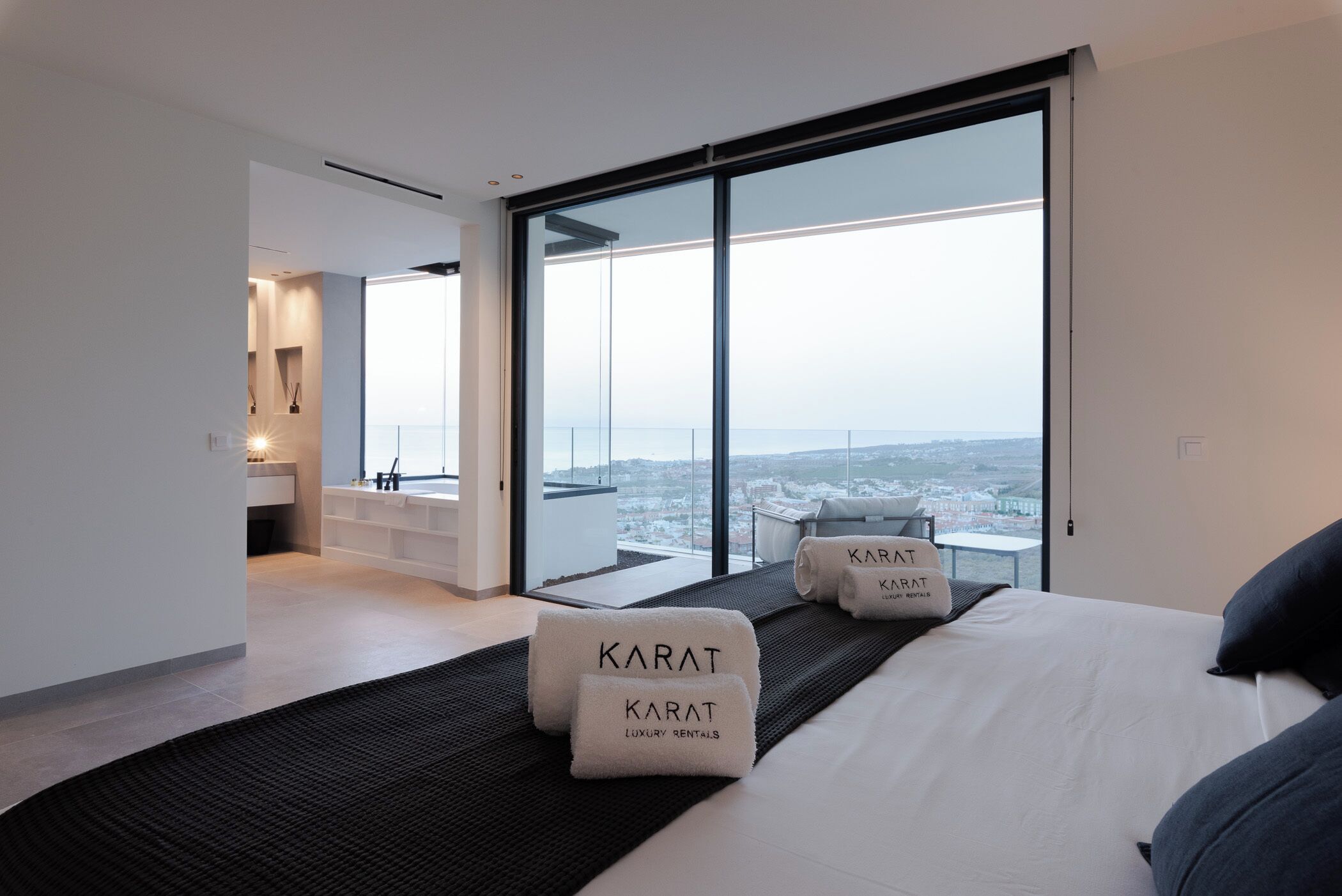 5 bedrooms, iron/ironing board, free WiFi, bed sheets