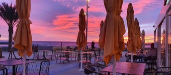 Villa 'Grande' with Private Terrace, Private Garden and Wi-Fi