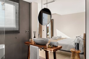 5 Schlafzimmer, Bügeleisen/Bügelbrett, kostenloses WLAN, Bettwäsche